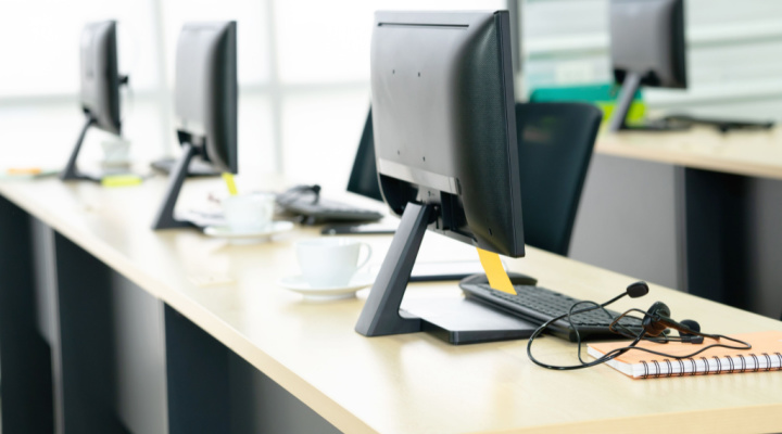 empty call center desks